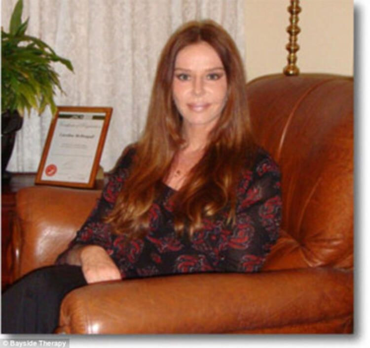 Eski güzellik kraliçesinden çırılçıplak iğrençlik! - Sayfa 68