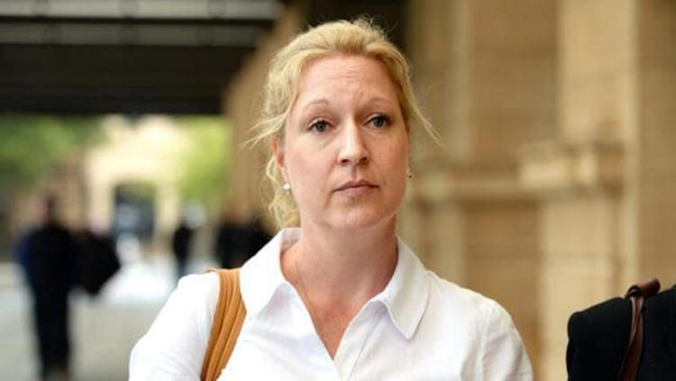 Eski güzellik kraliçesinden çırılçıplak iğrençlik! - Sayfa 69