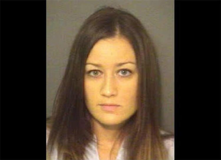 Eski güzellik kraliçesinden çırılçıplak iğrençlik! - Sayfa 88