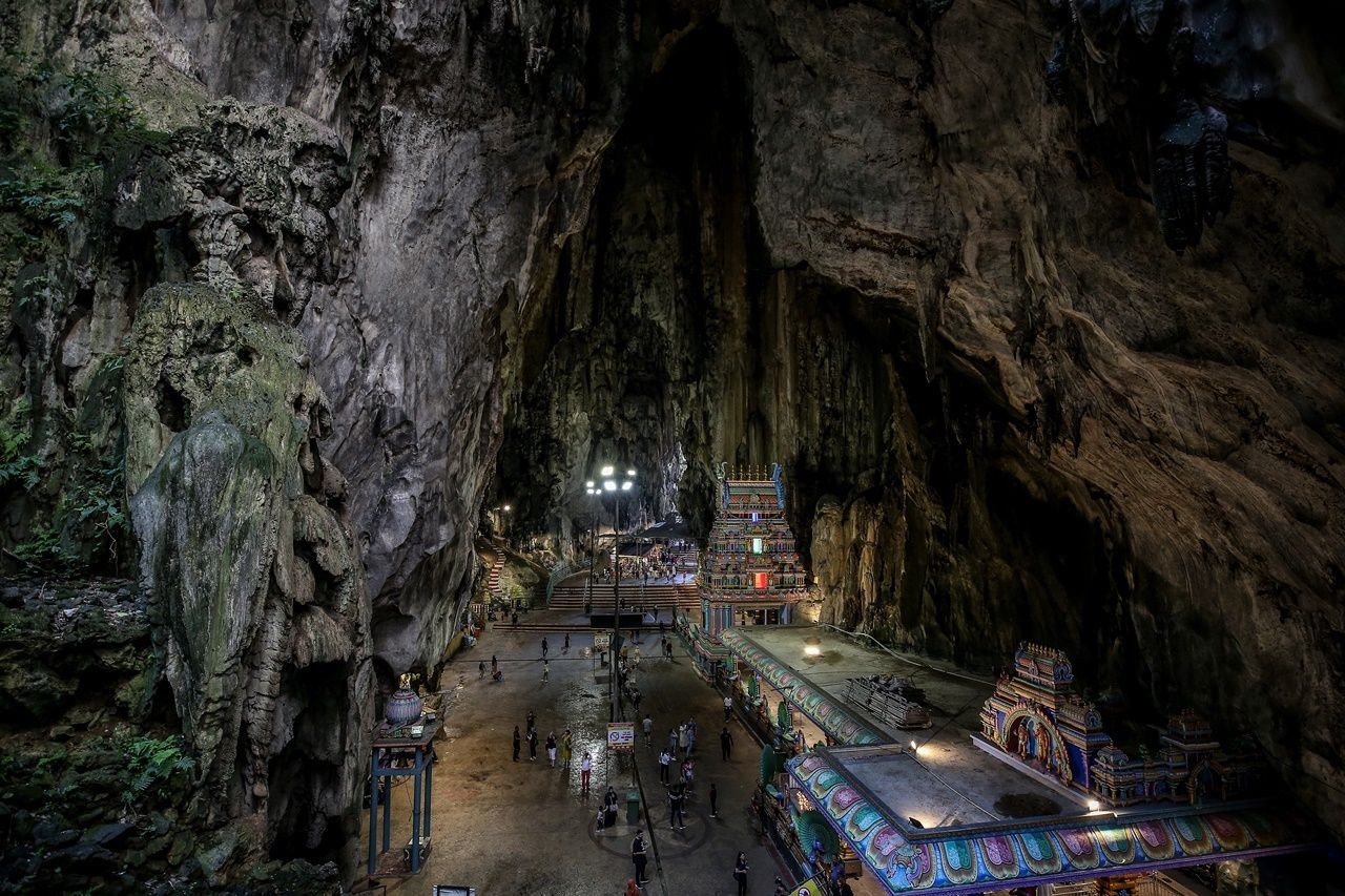 Bir yanda 400 milyon yıllık mağaralar, diğer yanda gökdelenler... - Sayfa 33