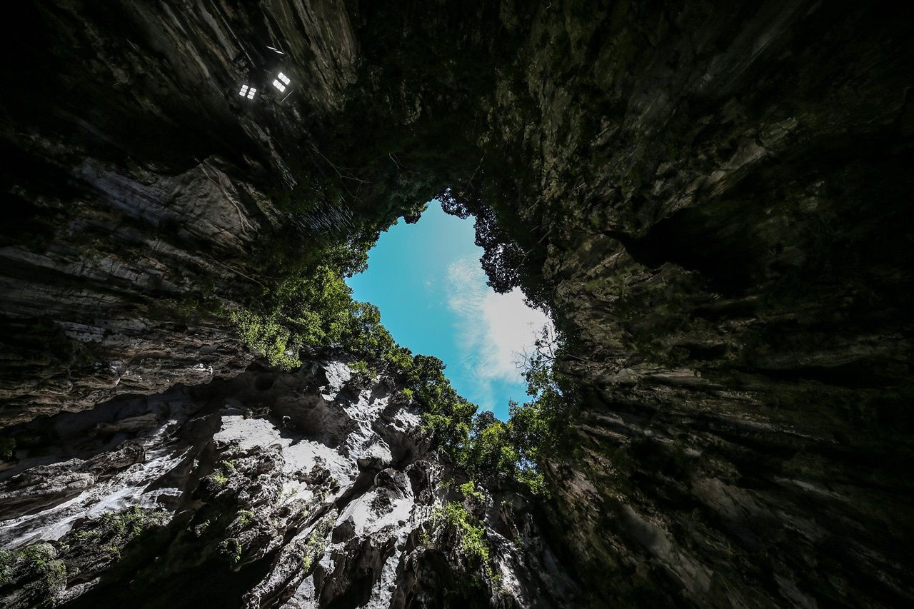 Bir yanda 400 milyon yıllık mağaralar, diğer yanda gökdelenler... - Sayfa 35