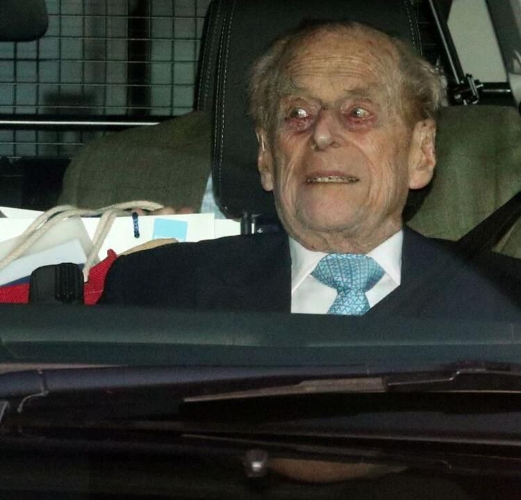 Prens Philip son görüntüsüyle korkuttu! - Sayfa 7