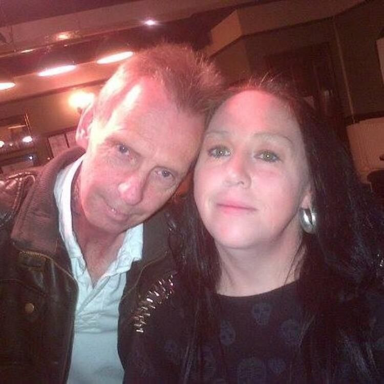 Eski ve yeni kocaları ile birlikte yaşıyor! - Sayfa 15