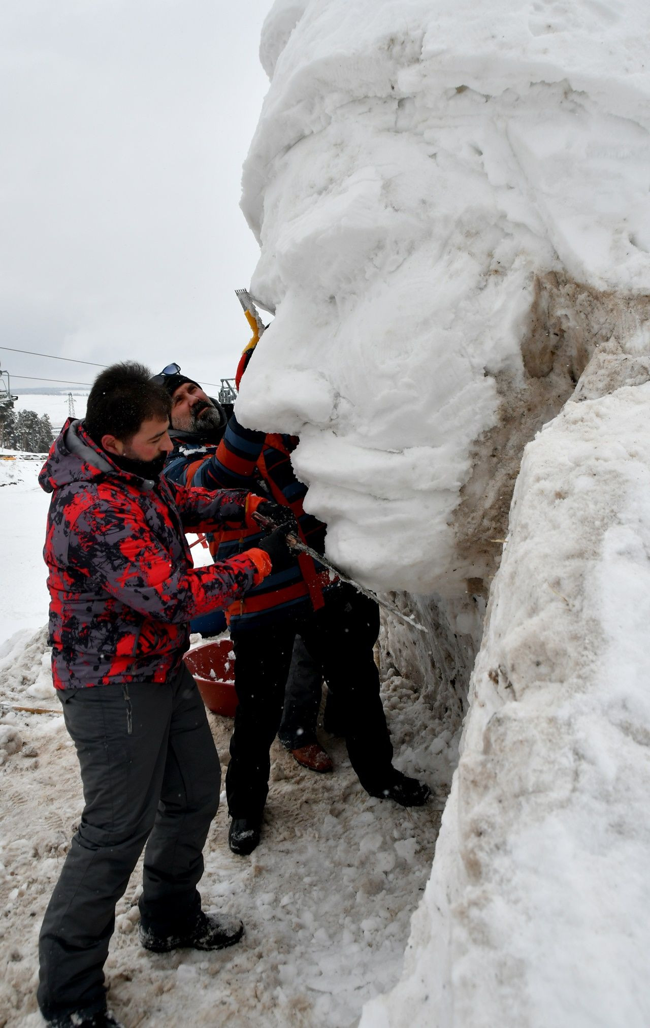 Kars'ta kardan heykel seferberliği... - Sayfa 11
