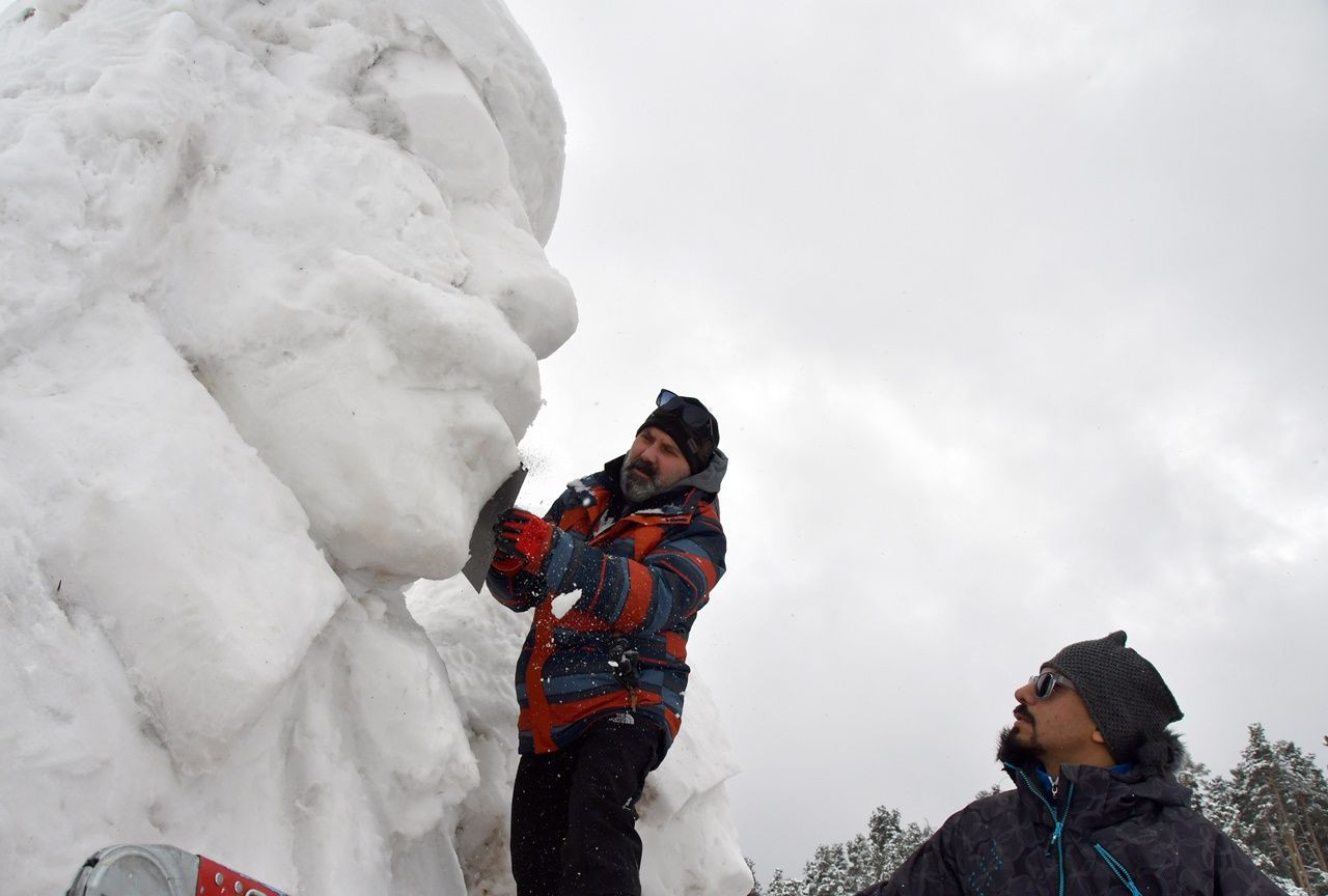 Kars'ta kardan heykel seferberliği... - Sayfa 17