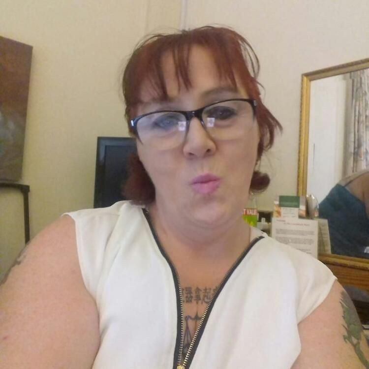 Eski ve yeni kocaları ile birlikte yaşıyor! - Sayfa 6