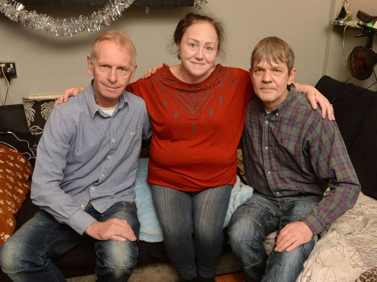 Eski ve yeni kocaları ile birlikte yaşıyor! - Sayfa 19