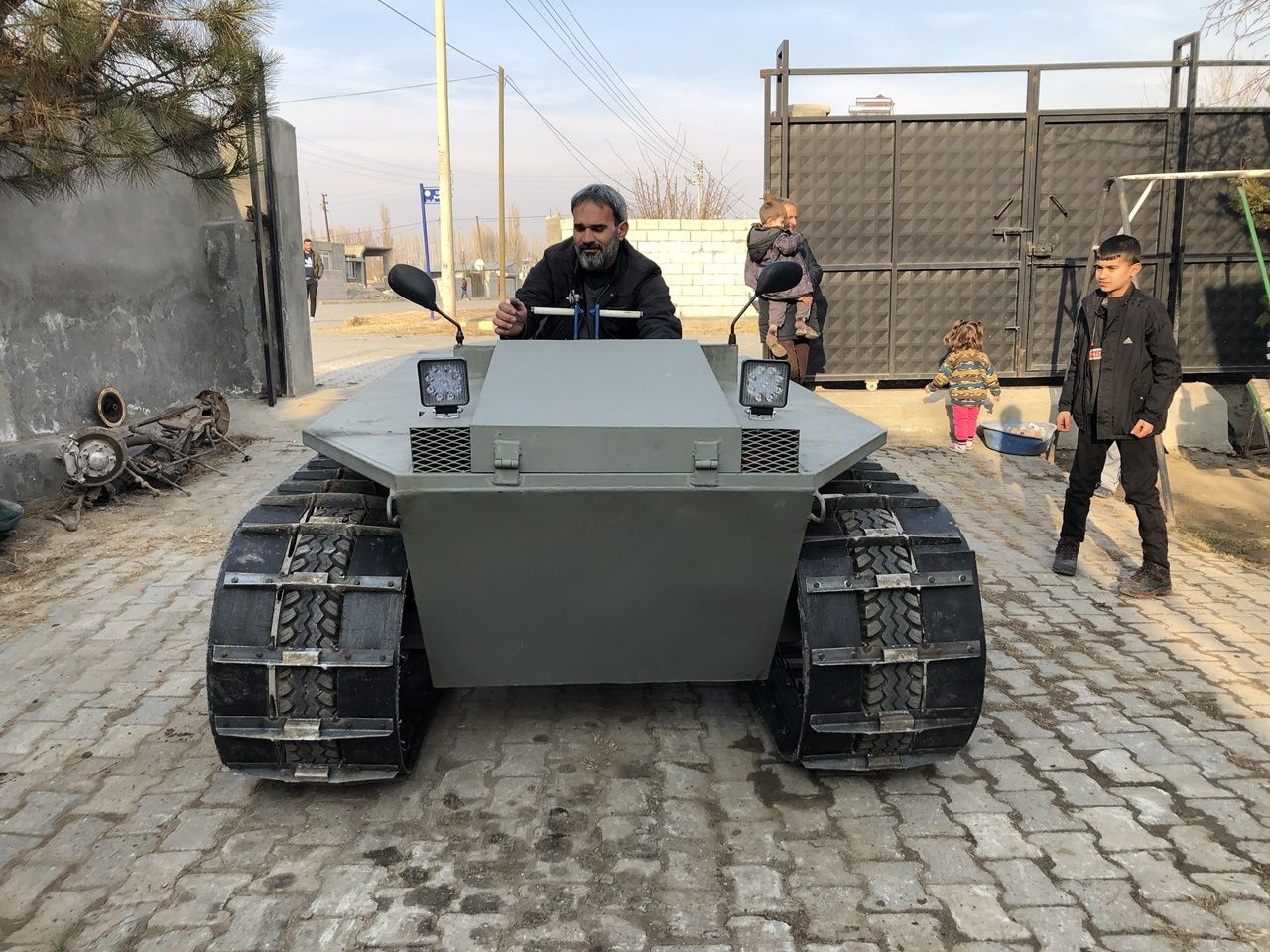 Evlerinin garajında paletli araç yaptılar... - Sayfa 7