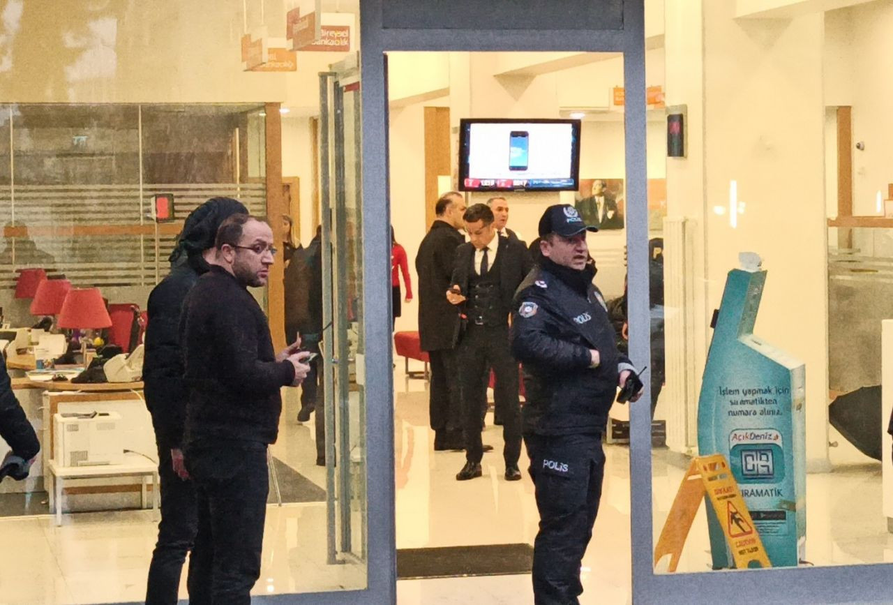 Sahte bomba ile soygun yapmıştı! İşte soygun anı - Sayfa 11