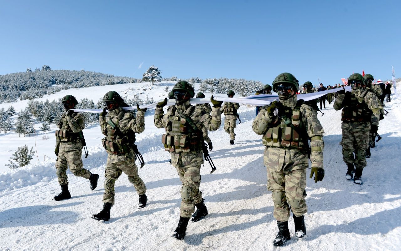 Asım'ın nesli asrın yürüyüşünde! Sarıkamış şehitleri unutulmadı... - Sayfa 30