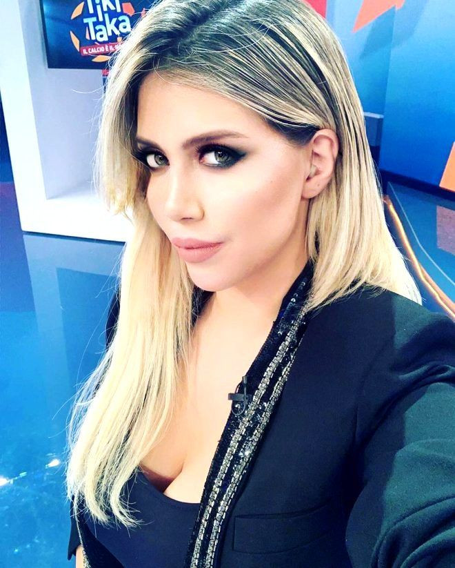 Ünlü futbolcunun eşinden şaşırtan itiraf! - Sayfa 6