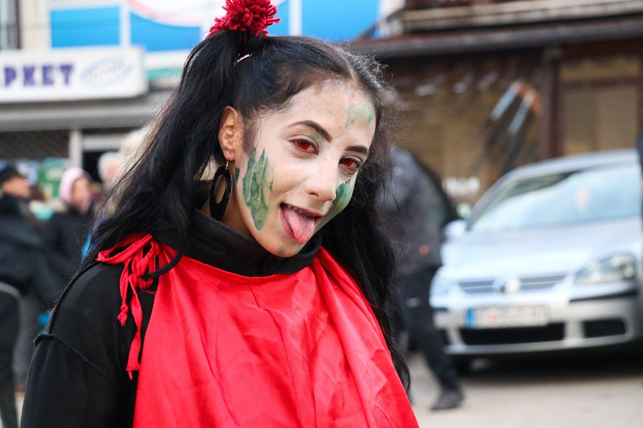 Kuzey Makedonya'da renkli karnaval... - Sayfa 12