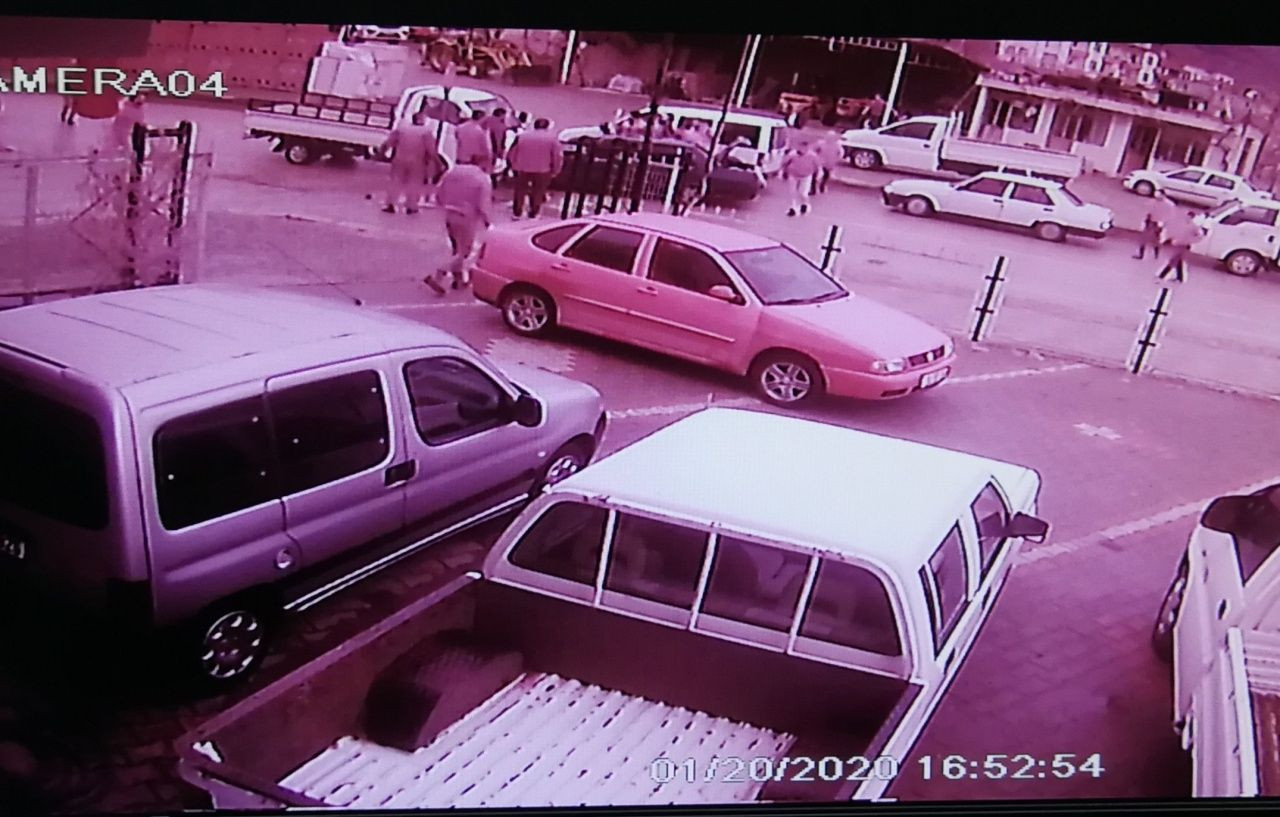 'Seni sevmiyorum' lafını duydu, deliye döndü! - Sayfa 6