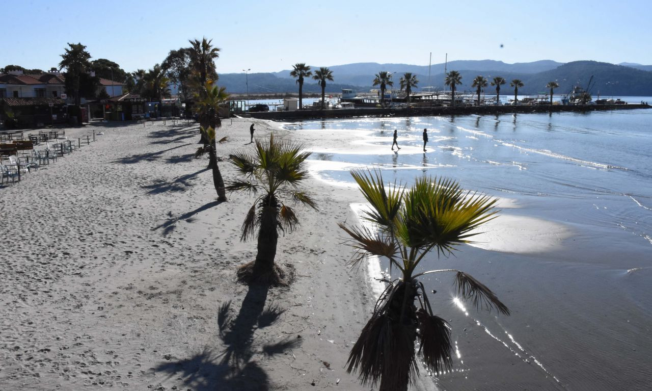 Akyaka'da deniz suyu 30 metre çekildi - Sayfa 13