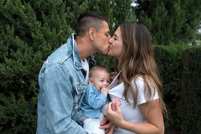 Ünlü futbolcunun eşinden açıklama! "Çıplak..." - Sayfa 6