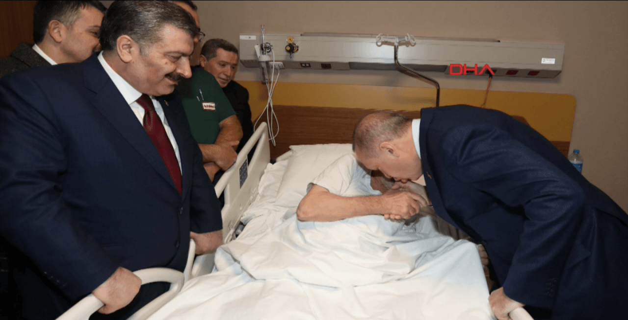 Cumhurbaşkanı Erdoğan yaralıları ziyaret etti... - Sayfa 9