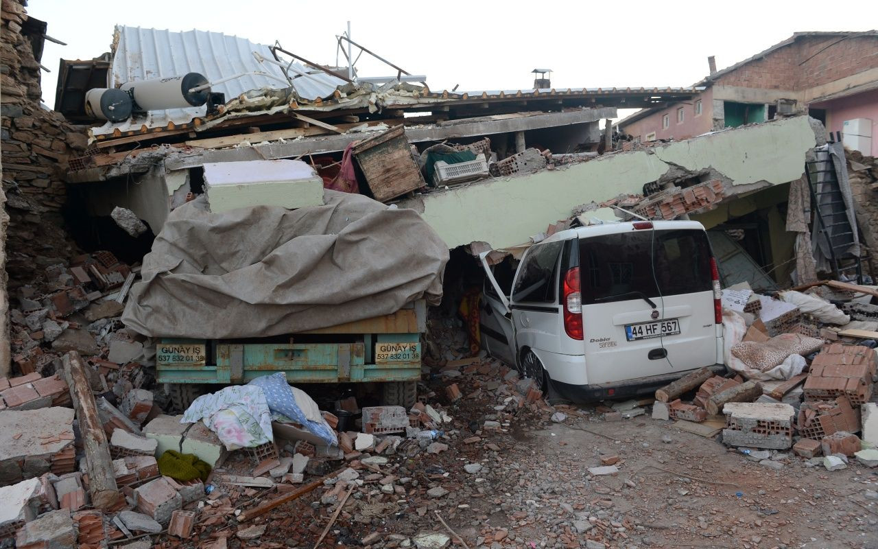 Acı tablo gün ağarınca ortaya çıktı - Sayfa 24