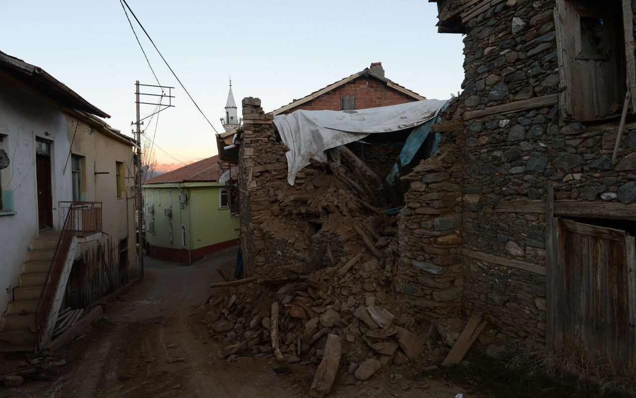 Acı tablo gün ağarınca ortaya çıktı - Sayfa 31