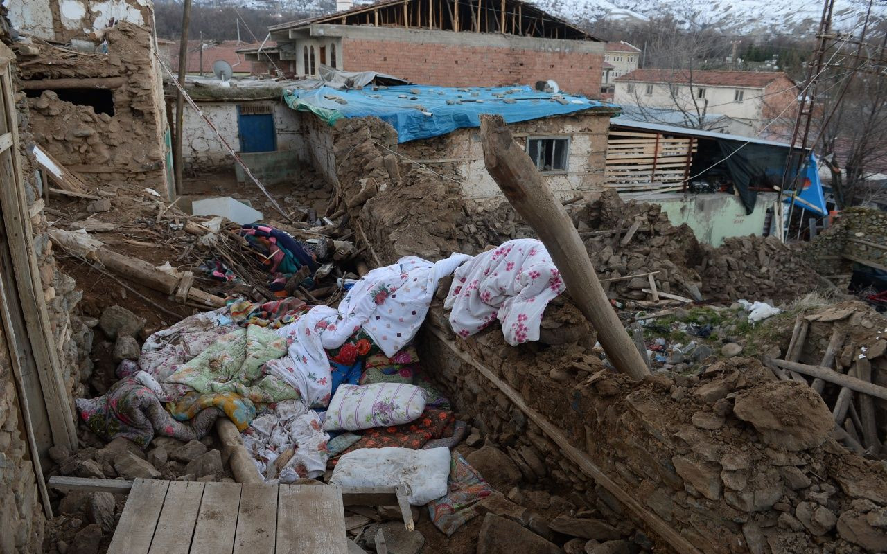 Acı tablo gün ağarınca ortaya çıktı - Sayfa 33