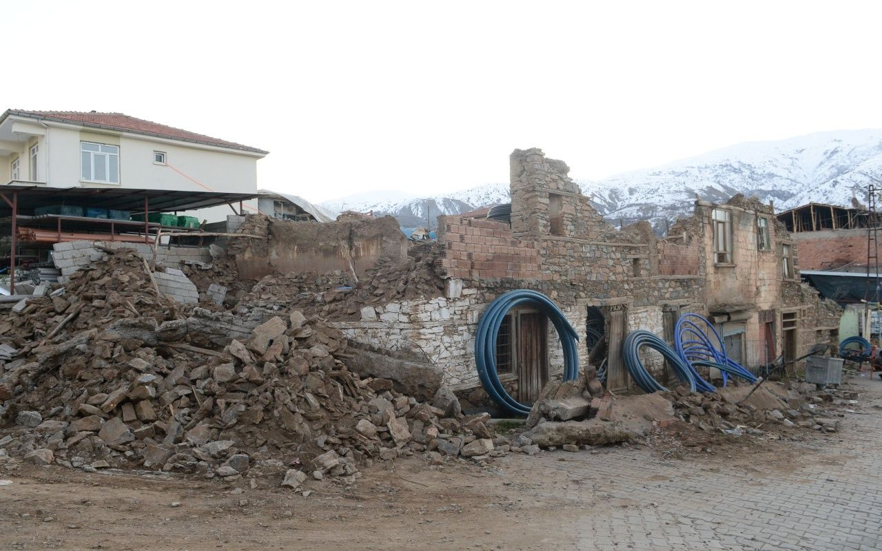 Acı tablo gün ağarınca ortaya çıktı - Sayfa 46