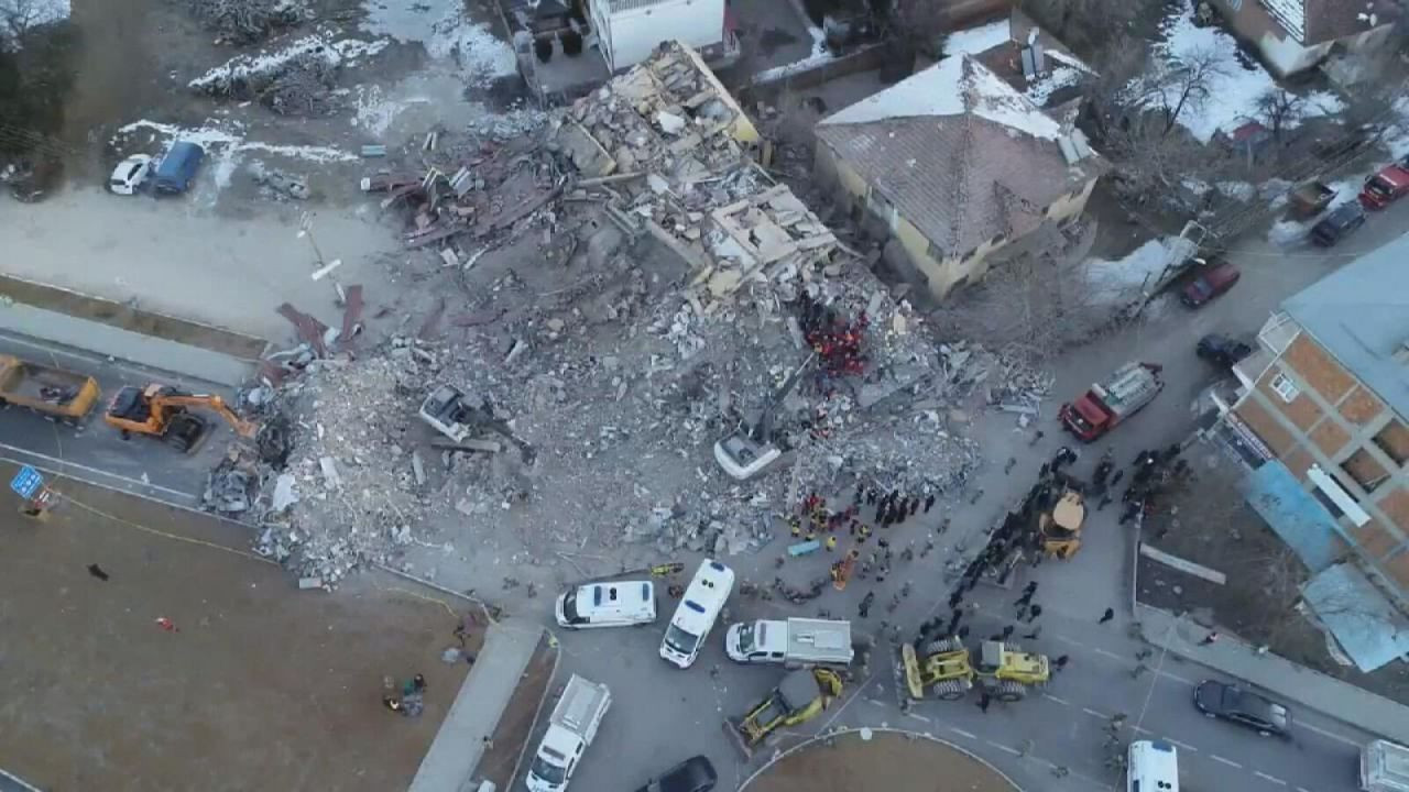 2011'de hasar gördü 6.8 ile yıkıldı! - Sayfa 12