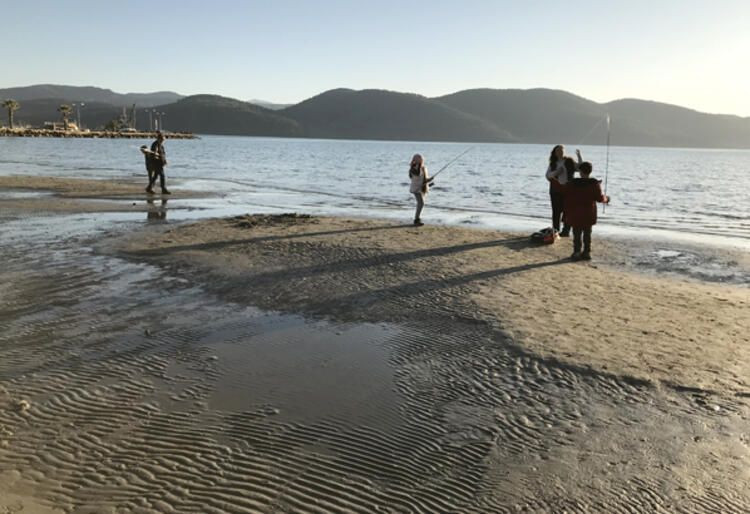 Deprem korkusuna yol açan görüntü! 50 metre çekildi... - Sayfa 11
