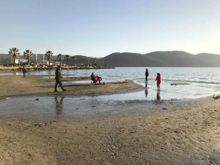 Deprem korkusuna yol açan görüntü! 50 metre çekildi... - Sayfa 12