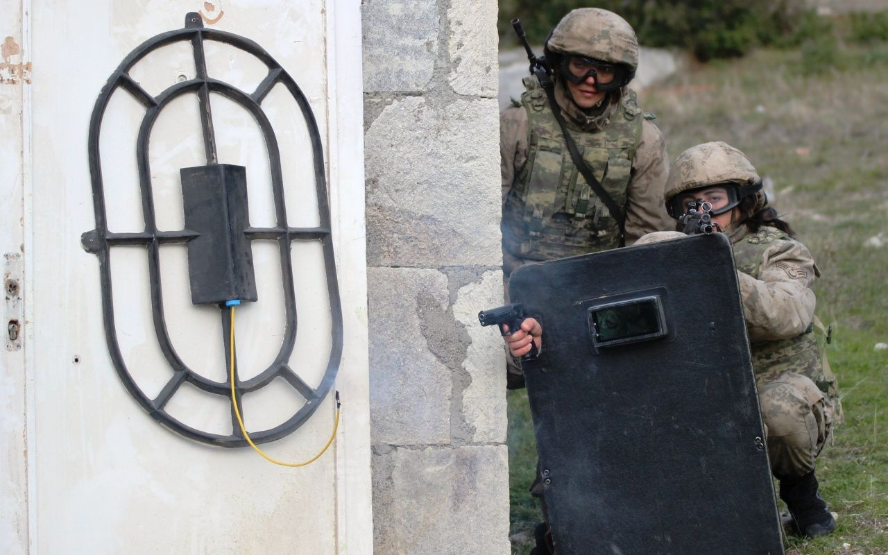 İzmir’den Uşak’a kadar koşuyor, Uşak’tan da Trabzon’a yürüyorlar - Sayfa 11