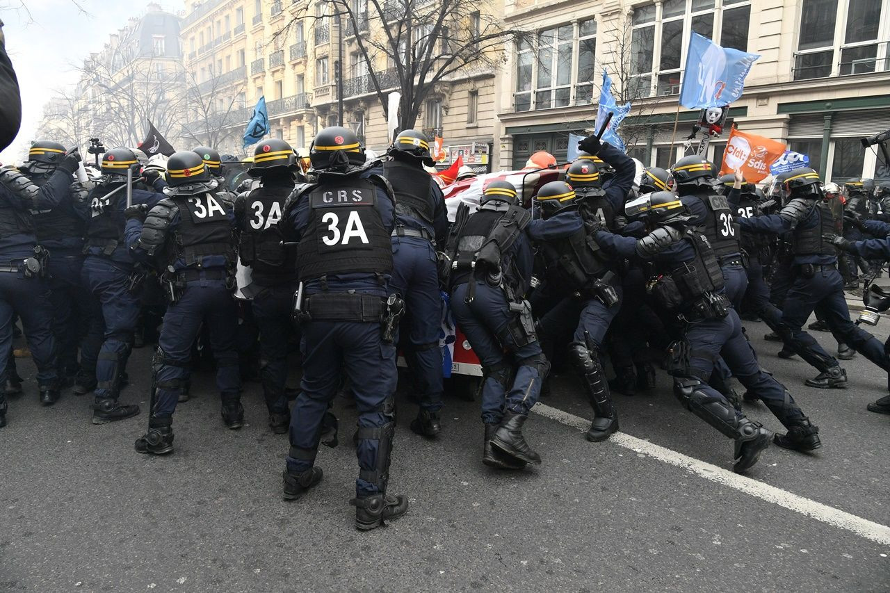 İtfaiyecilerle polisler birbirine girdi... - Sayfa 6