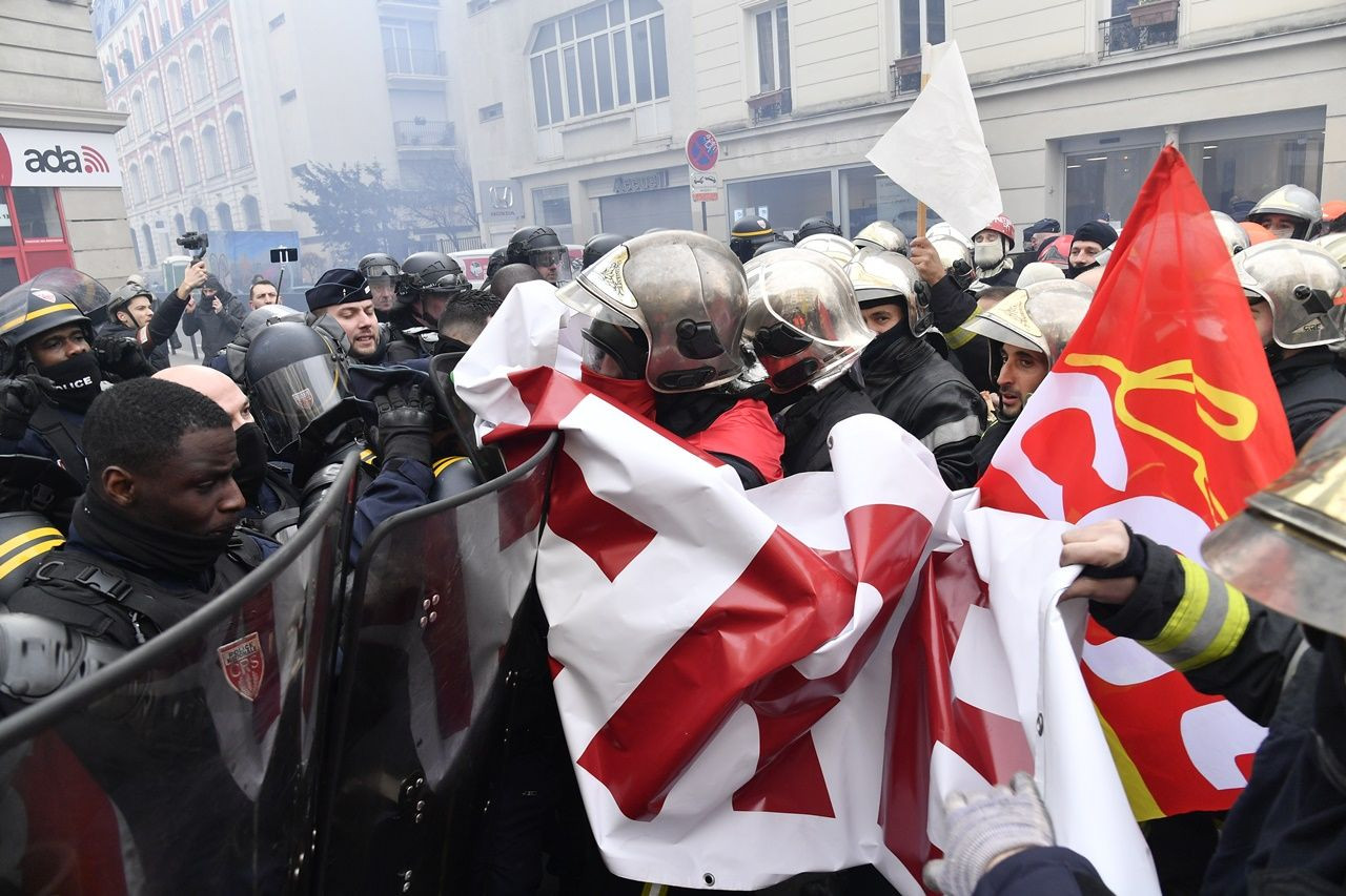 İtfaiyecilerle polisler birbirine girdi... - Sayfa 8