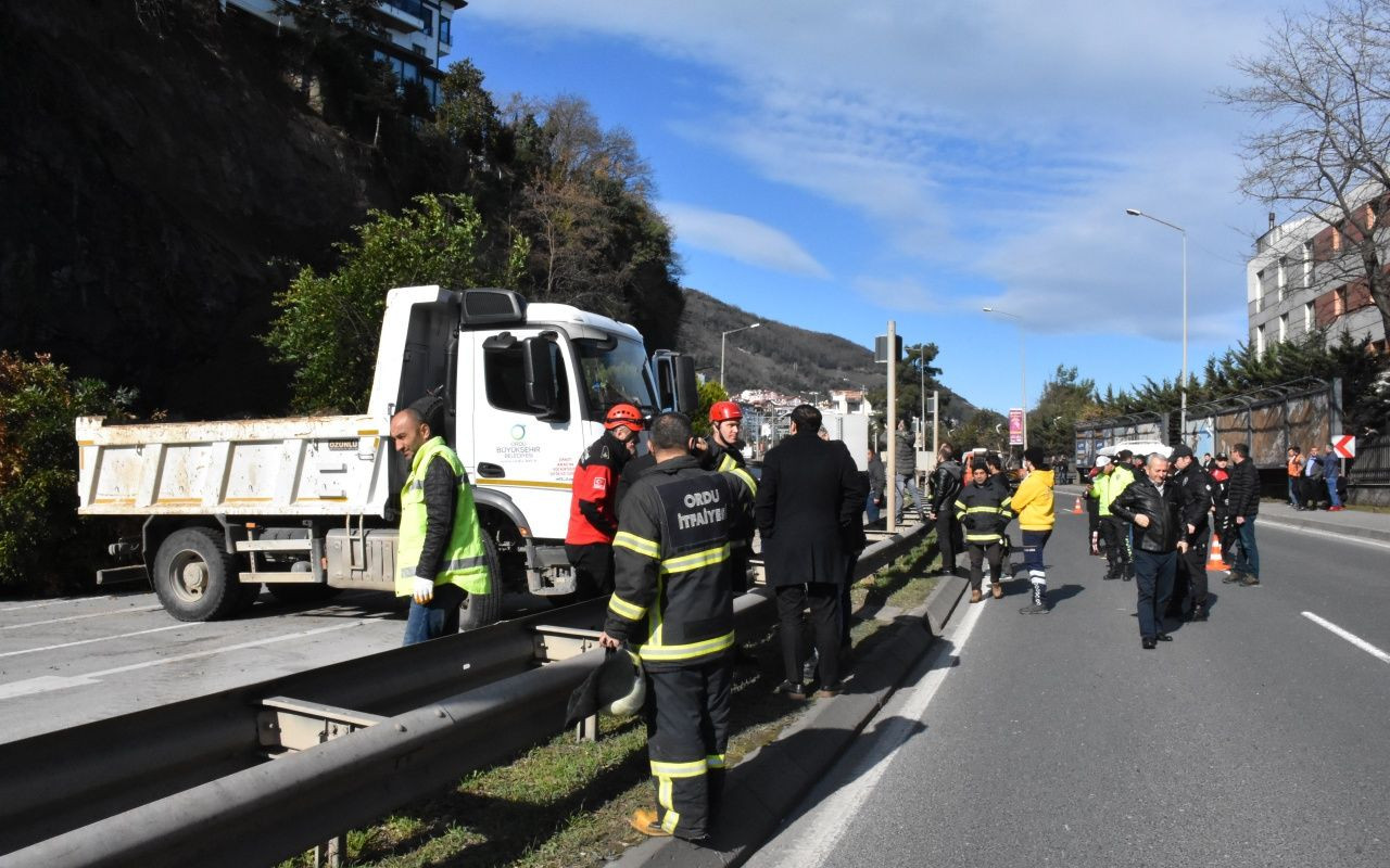 Heyelan, Samsun-Ordu yolunu ulaşıma kapattı - Sayfa 8