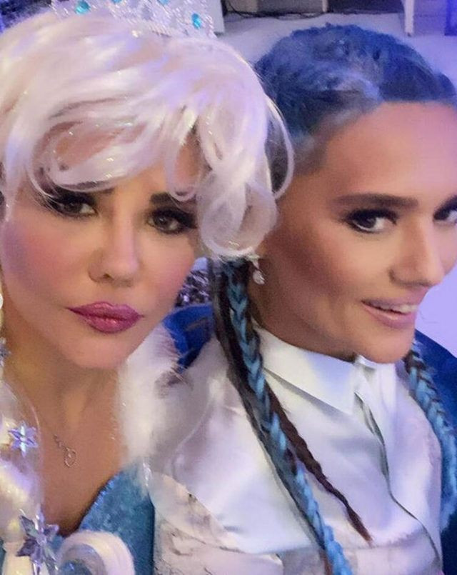 Demet Akalın'dan Hira'ya görkemli parti - Sayfa 11