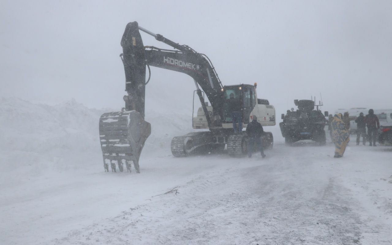 Fotoğraflarla büyük facia - Sayfa 64