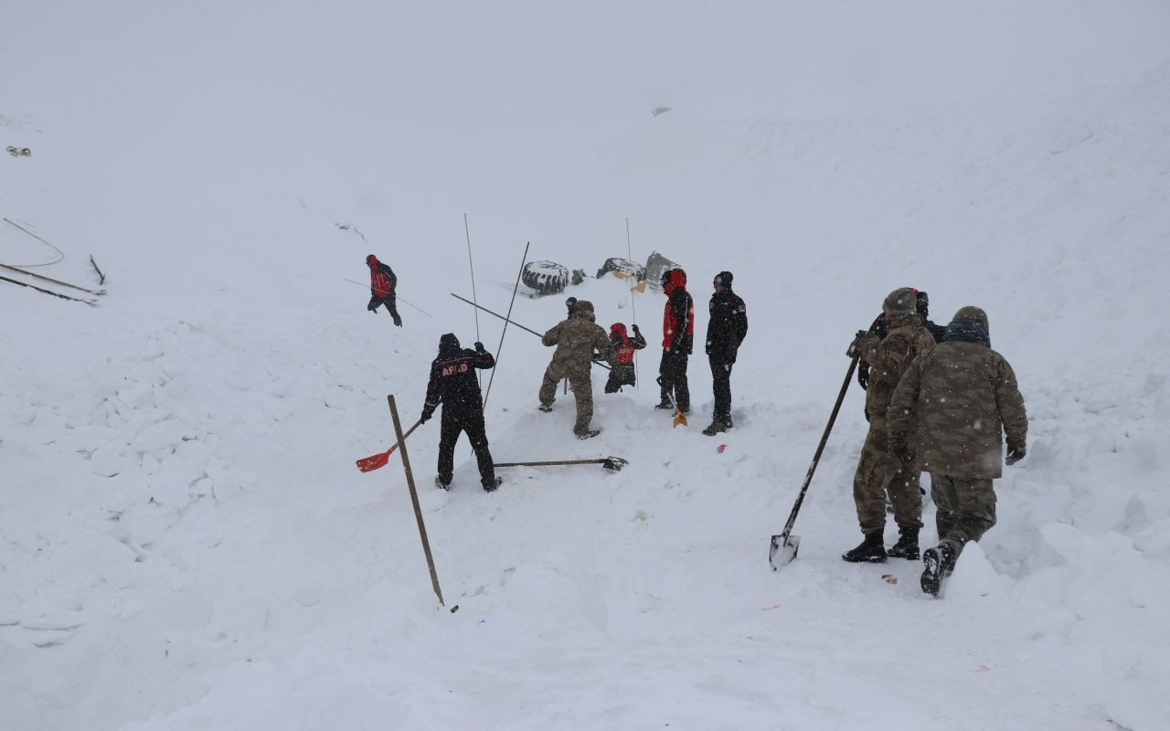 Fotoğraflarla büyük facia - Sayfa 73