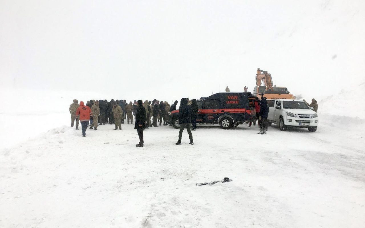 Fotoğraflarla büyük facia - Sayfa 54