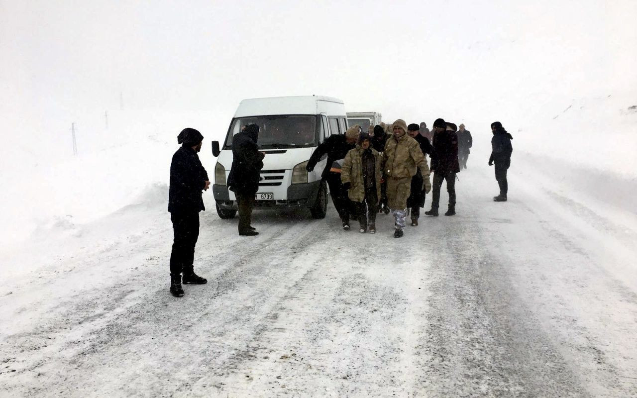 Fotoğraflarla büyük facia - Sayfa 55