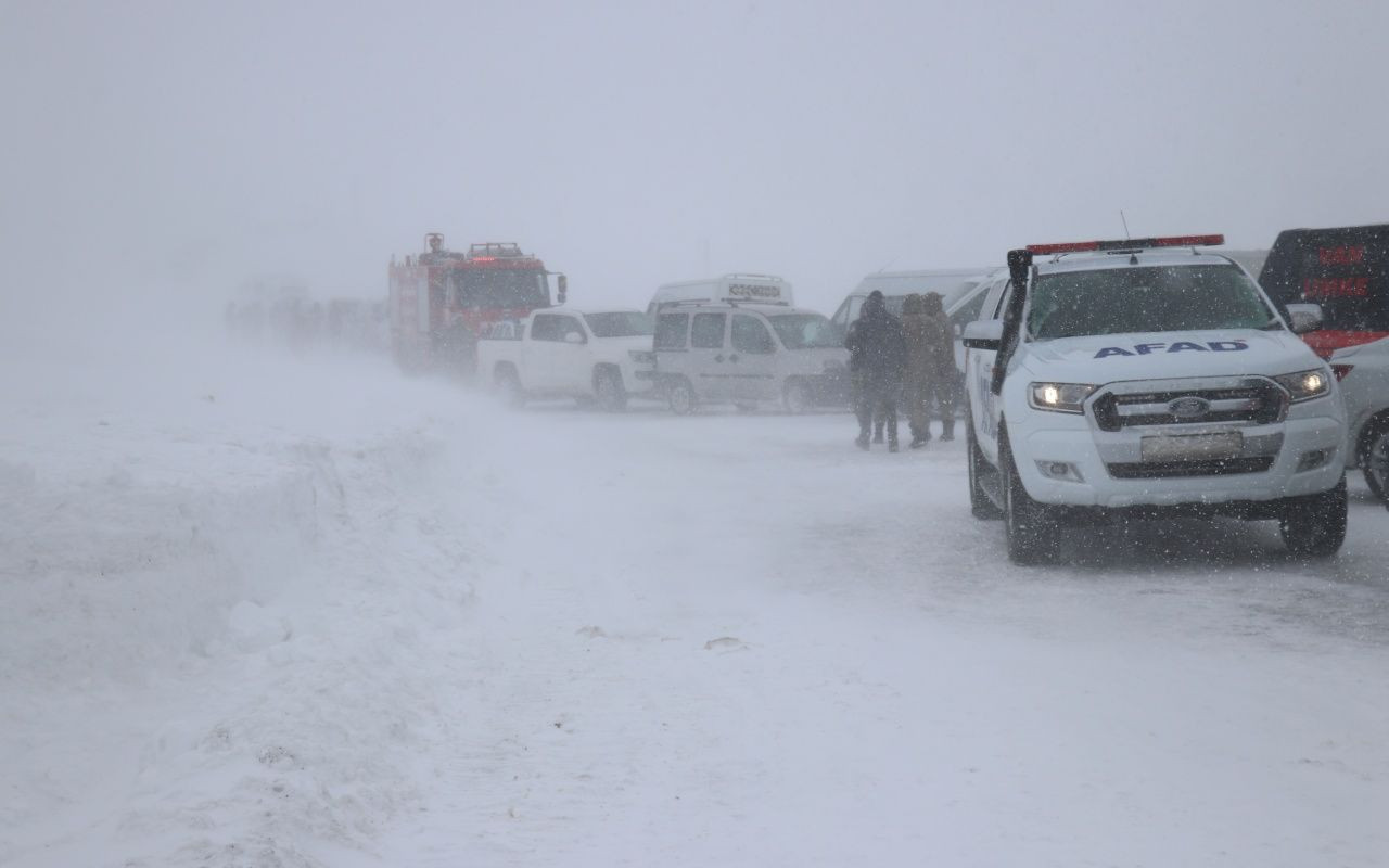 Fotoğraflarla büyük facia - Sayfa 42