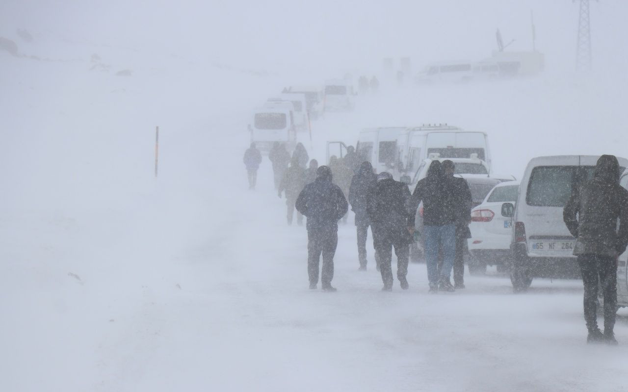 Fotoğraflarla büyük facia - Sayfa 44