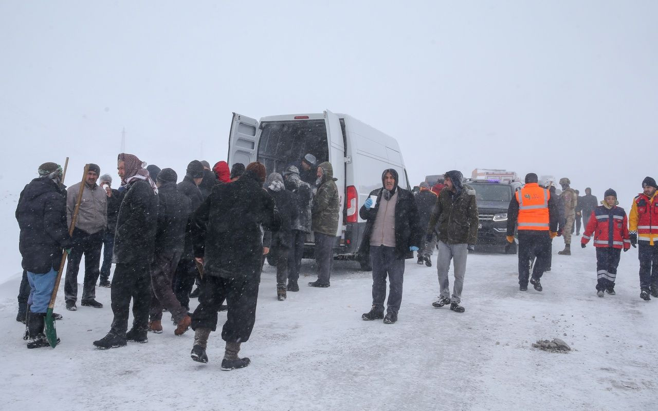 Fotoğraflarla büyük facia - Sayfa 23