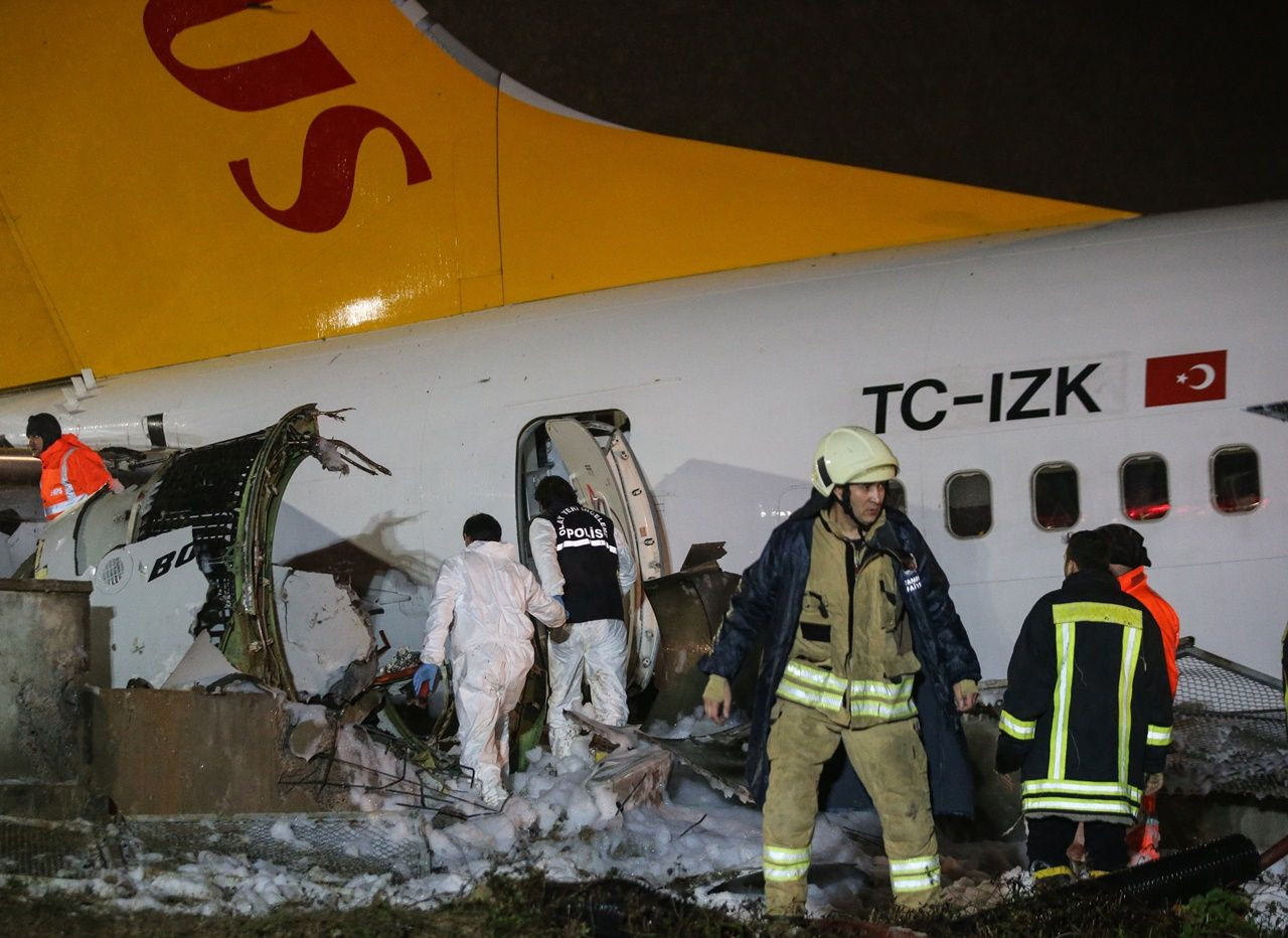 Pistten çıkıp 3 parçaya ayrıldı... - Sayfa 15