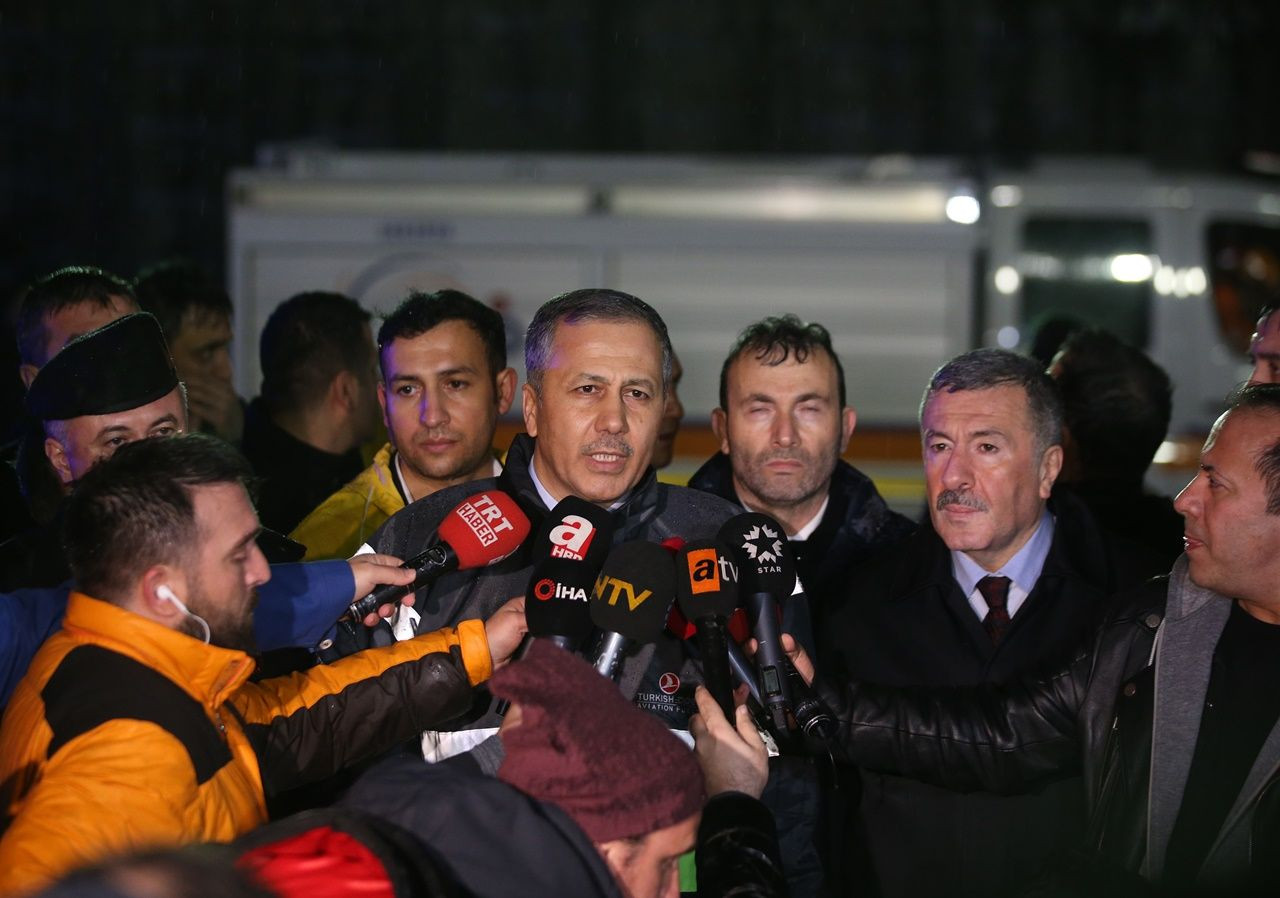 Pistten çıkıp 3 parçaya ayrıldı... - Sayfa 36