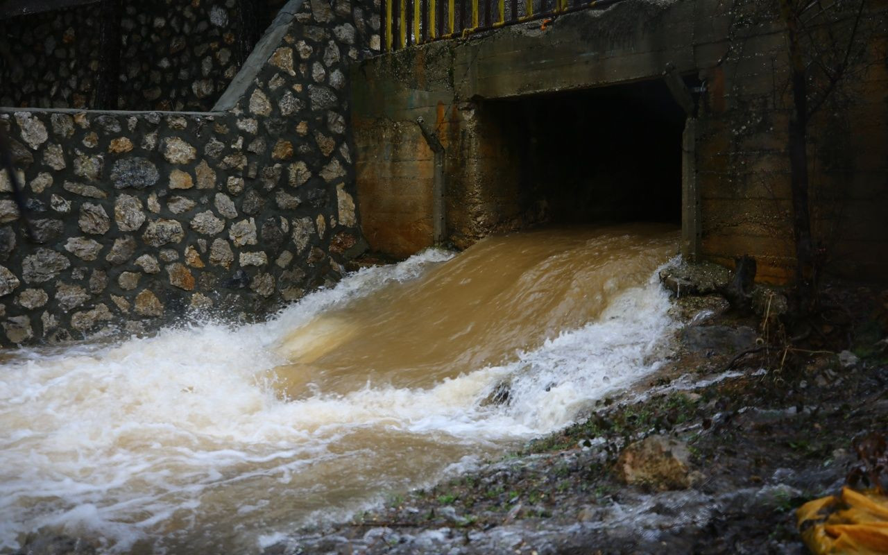 Konya'da aşırı yağışlar hayatı felç etti - Sayfa 10