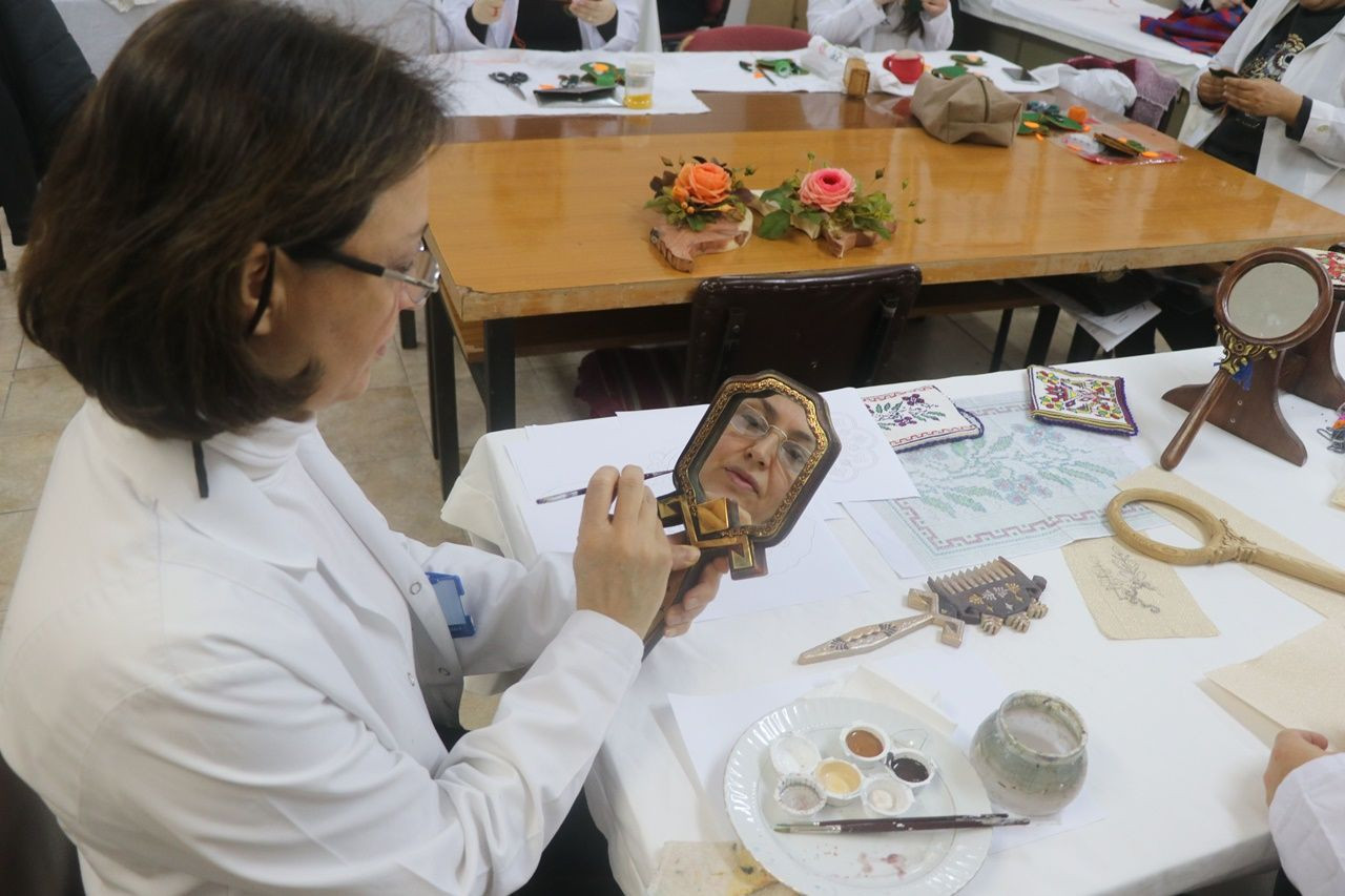 Geleneksel Anadolu desenleri aynalara nakşediliyor! - Sayfa 8