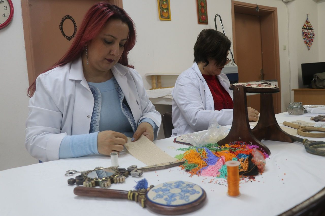 Geleneksel Anadolu desenleri aynalara nakşediliyor! - Sayfa 9