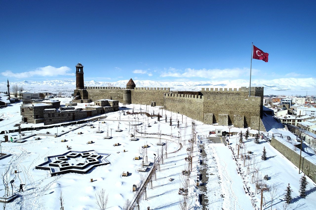 Erzurum'un tarihi mekanlarından kar manzaraları! - Sayfa 12