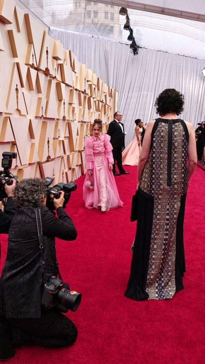 Oscar'da ilginç anlar! 14 bin TL'lik çantasında sandviç taşıdı - Sayfa 5