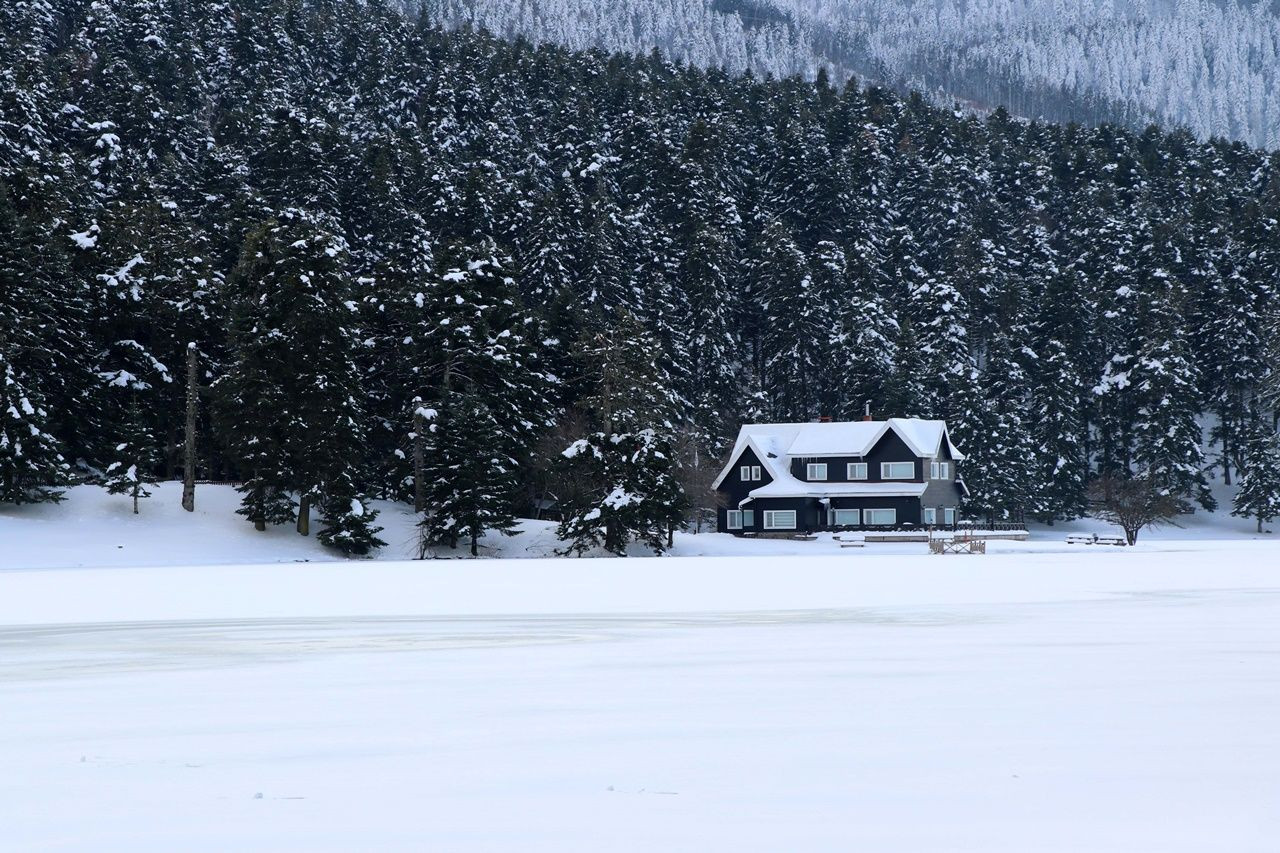 Karlar altındaki Gölcük'ten muhteşem kareler! - Sayfa 11