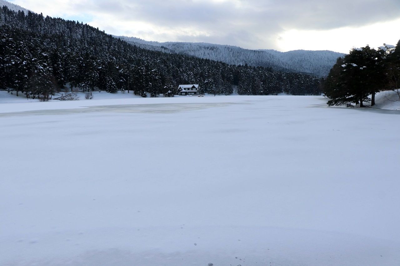 Karlar altındaki Gölcük'ten muhteşem kareler! - Sayfa 14
