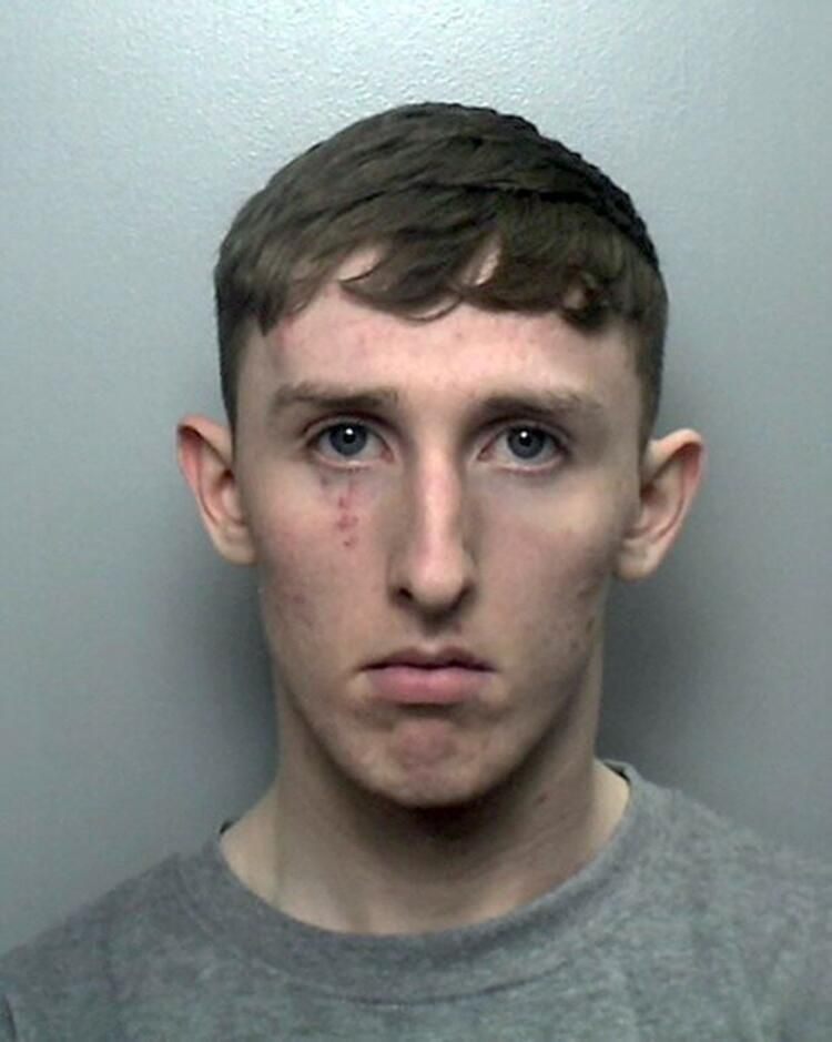 Genç futbolcu, arkadaşına tecavüz edip öldürdü! - Sayfa 21