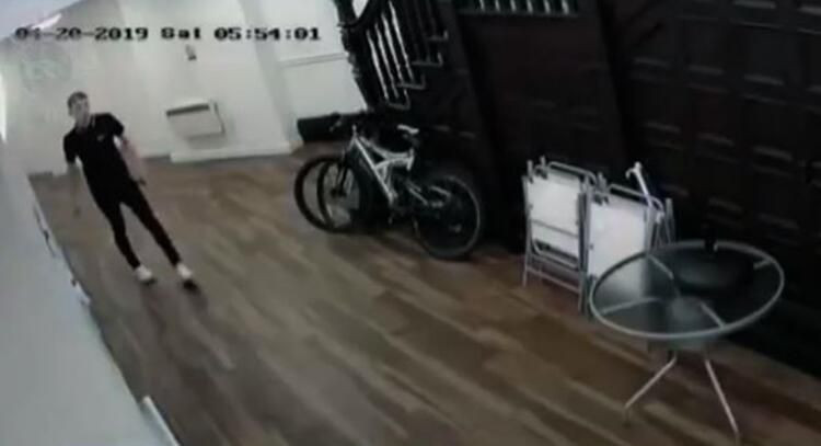 Genç futbolcu, arkadaşına tecavüz edip öldürdü! - Sayfa 13